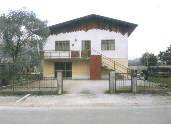Asta immobiliare - Esecuzione 166/2013 - Lotto unico - (ASSET - Associazione Esecuzioni Immobili Treviso)