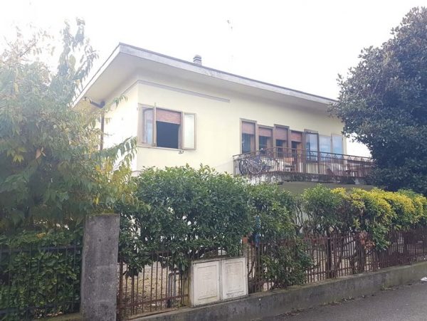 Asta immobiliare - Esecuzione 595/2015 - Lotto unico - (ASSET - Associazione Esecuzioni Immobili Treviso)
