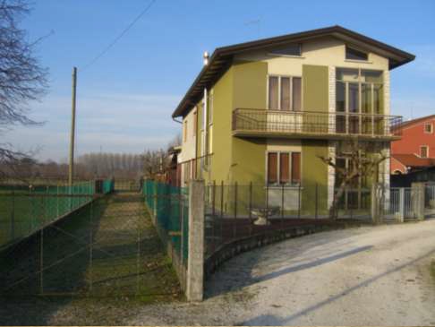 Asta immobiliare - Esecuzione 167/2018 - Lotto 2 - (ASSET - Associazione Esecuzioni Immobili Treviso)