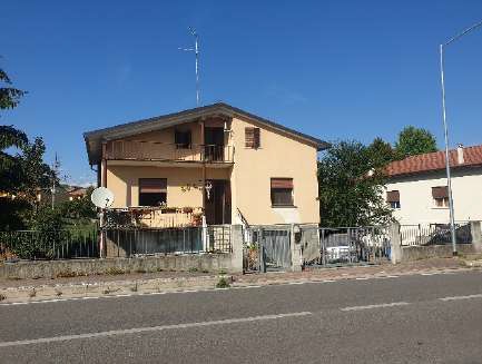 Asta immobiliare - Esecuzione 102/2021 - Lotto unico - (ASSET - Associazione Esecuzioni Immobili Treviso)