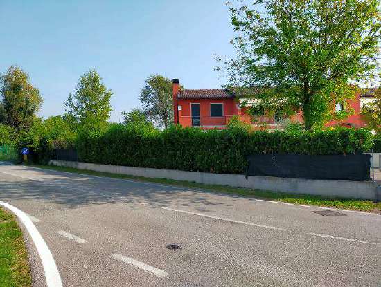 Asta immobiliare - Esecuzione 237/2022 - Lotto unico - (ASSET - Associazione Esecuzioni Immobili Treviso)
