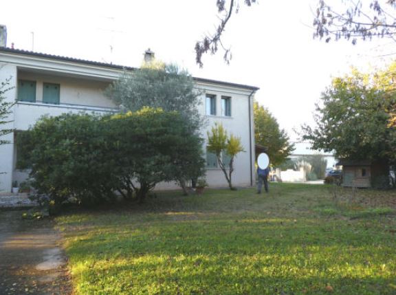 Asta immobiliare - Esecuzione 274/2022 - Lotto 2 - (ASSET - Associazione Esecuzioni Immobili Treviso)