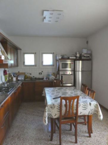 Asta immobiliare - Esecuzione 274/2022 - Lotto 2 - (ASSET - Associazione Esecuzioni Immobili Treviso)